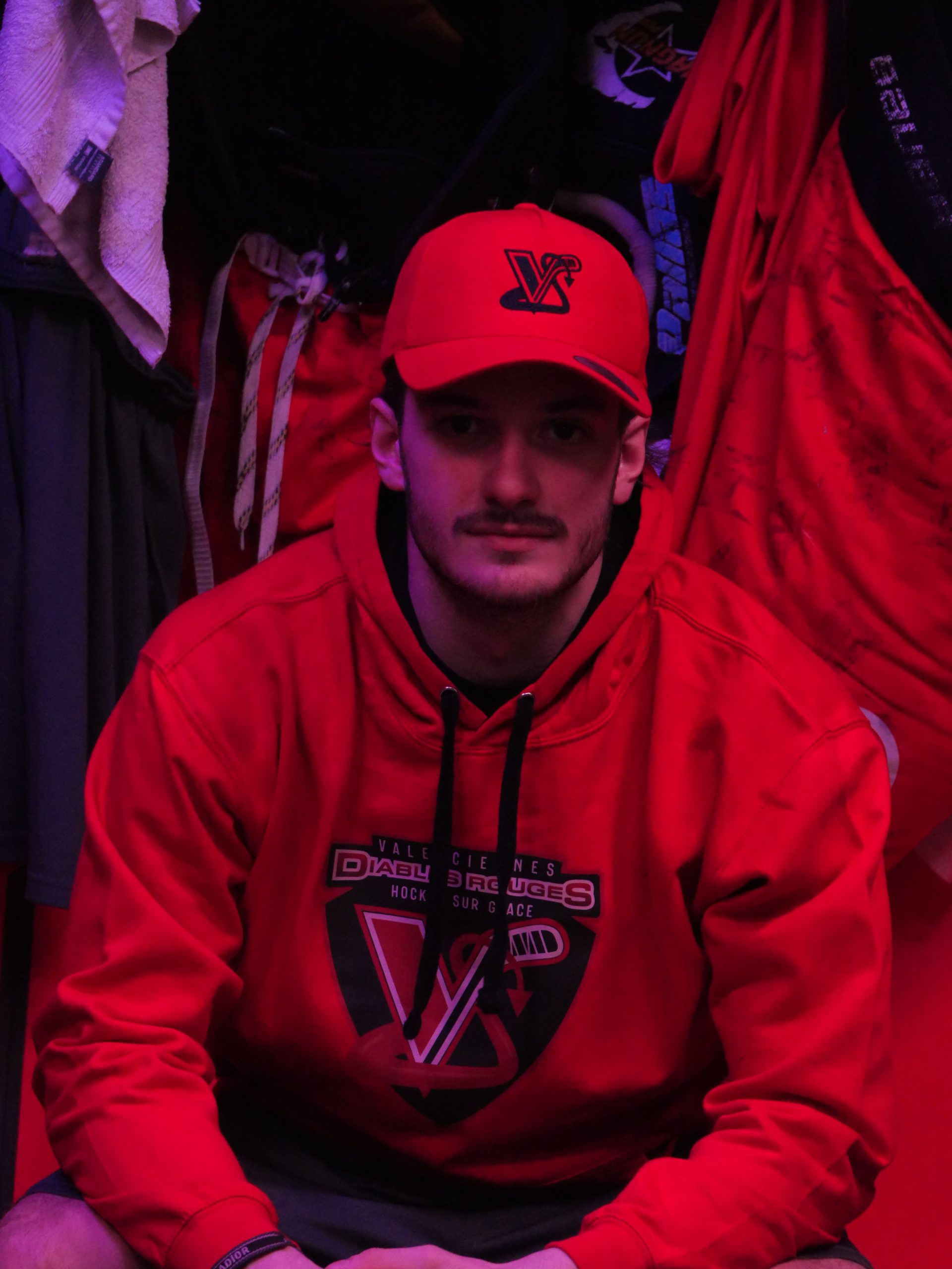 Casquette Rouge – Image 2